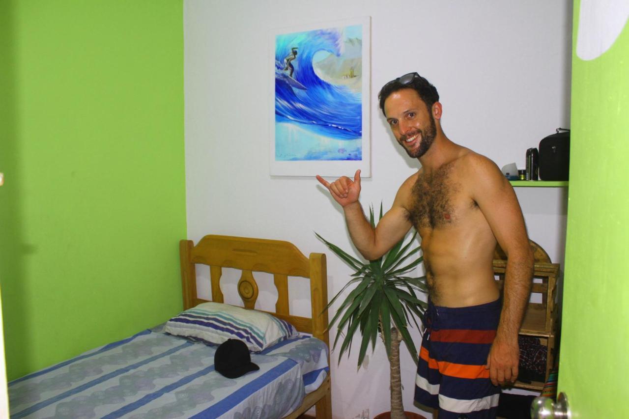 Urcia Surf House Vandrarhem Huanchaco Exteriör bild